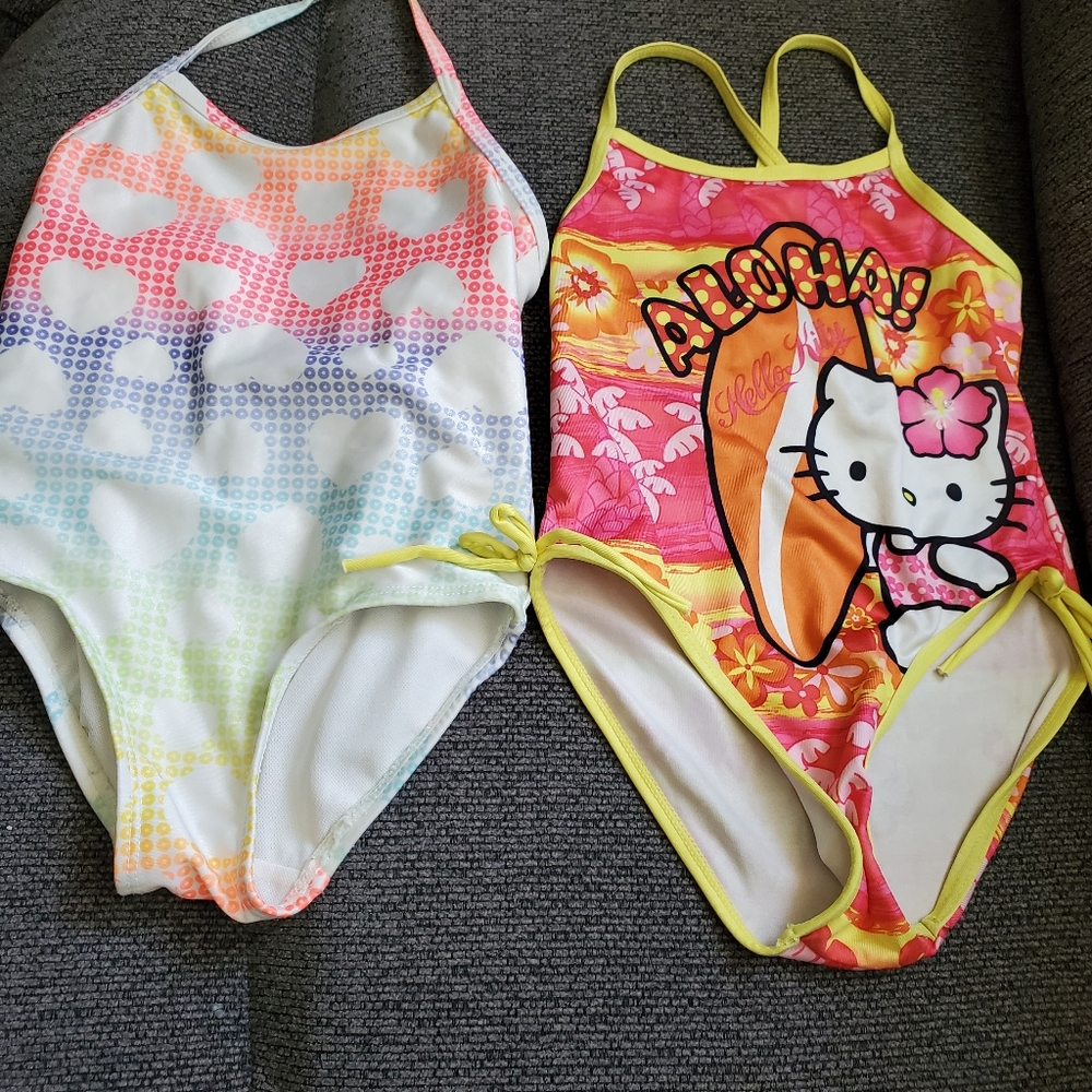 Swimsuits - Picture 3 of 4